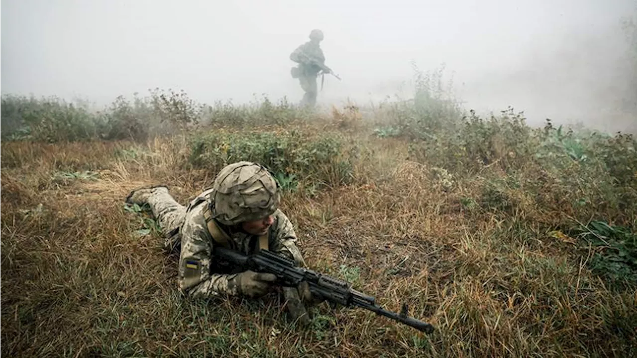 Пленный сотрудник украинского военкомата попал на передовую из-за обмана командира