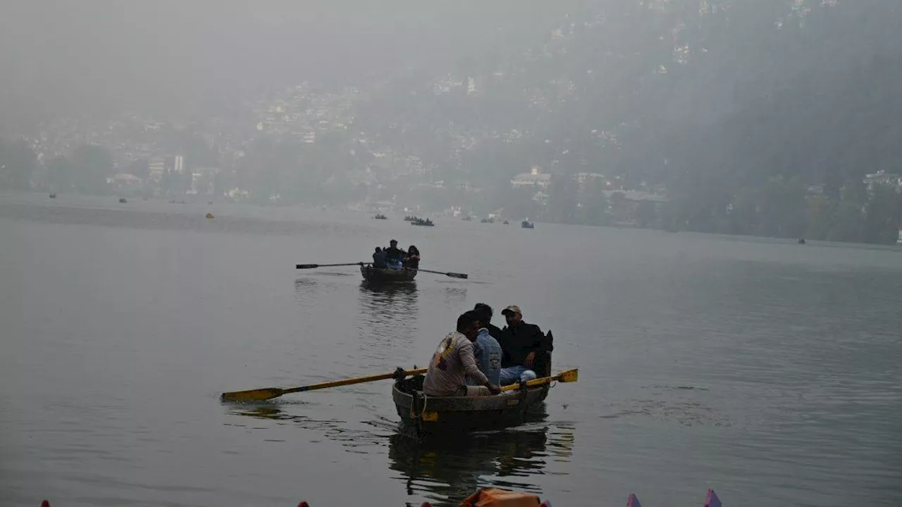 Nainital Weather: नैनीताल में अभी से पड़ने लगी जबरदस्‍त ठंड, टेम्‍प्रेचर गिरकर पहुंचा 18.5 डिग्री सेल्‍स‍ियस