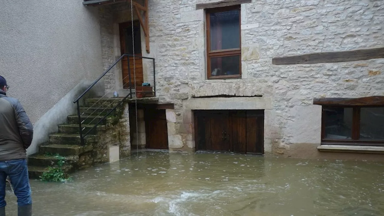 100 mm de pluie, des rues envahies et des caves inondées à Salles-Courbatiès