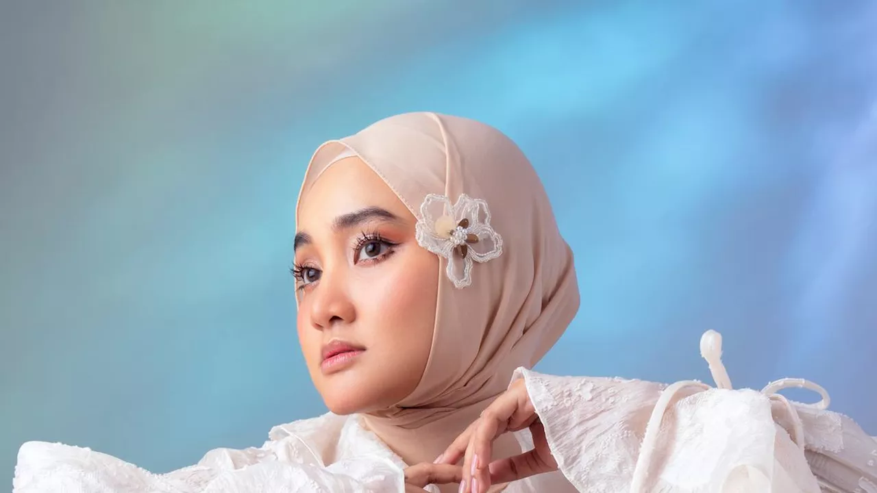 Fatin Shidqia Akhirnya Perkenalkan Single Terbaru Kita Sama-Sama Tau Setelah Nyaris Setahun Tak Berkarya