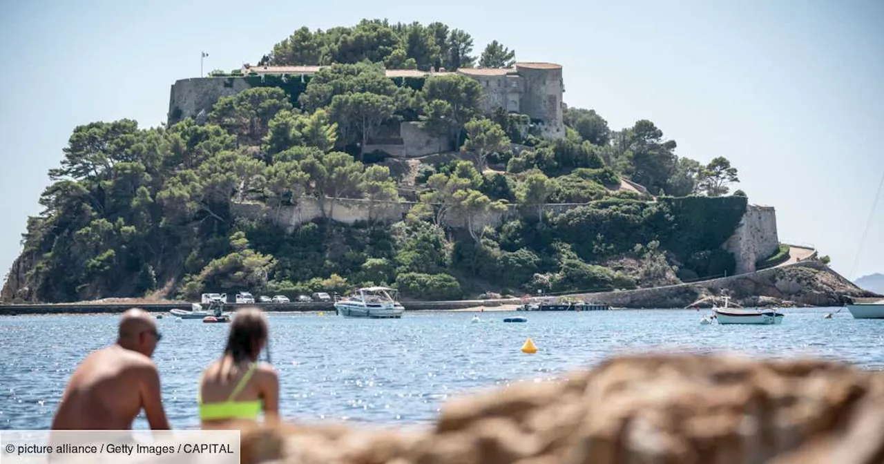 Emmanuel Macron : combien coûtent les vacances du Président au Fort de Brégançon ?