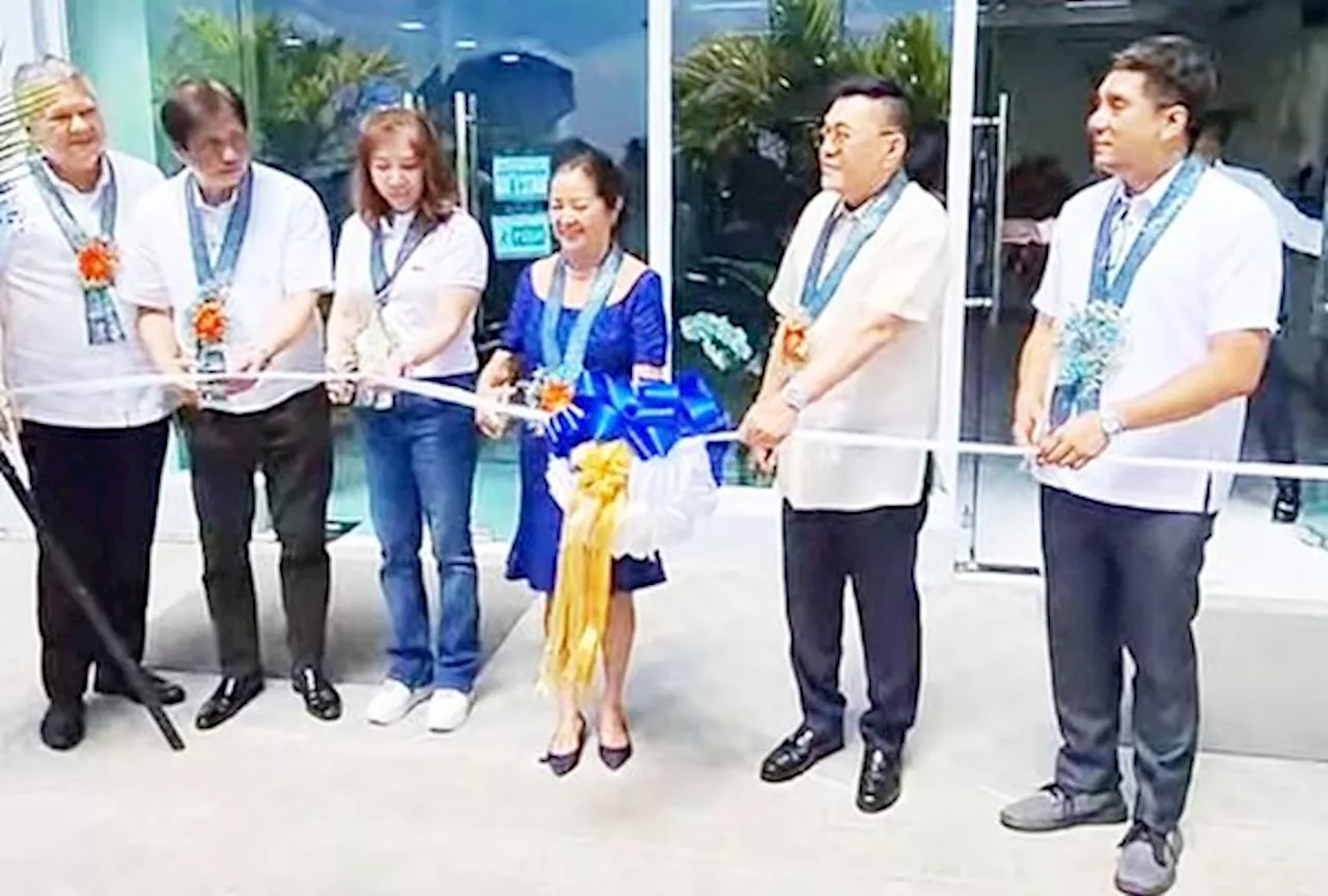 First Lady inaugurates new hospital in Pangasinan