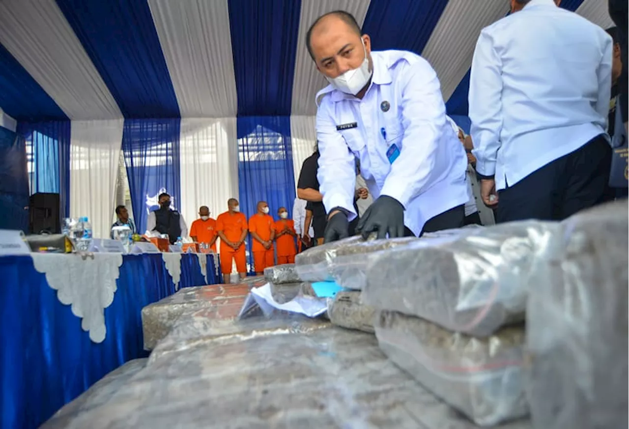 BNNP Sumbar Amankan 624 Kilogram Ganja dari Aceh