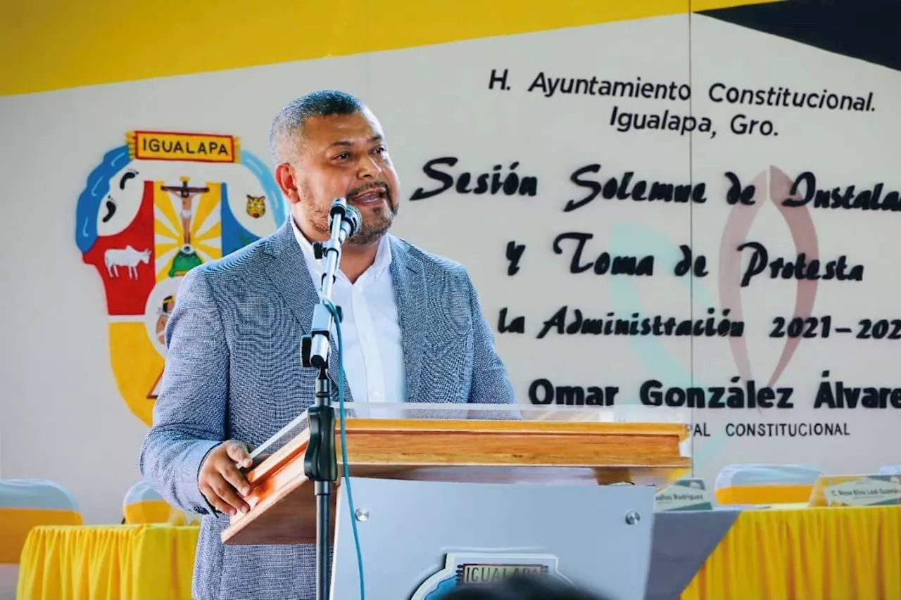 Ex alcalde de Igualapa se lleva mobiliario y despensas del ayuntamiento