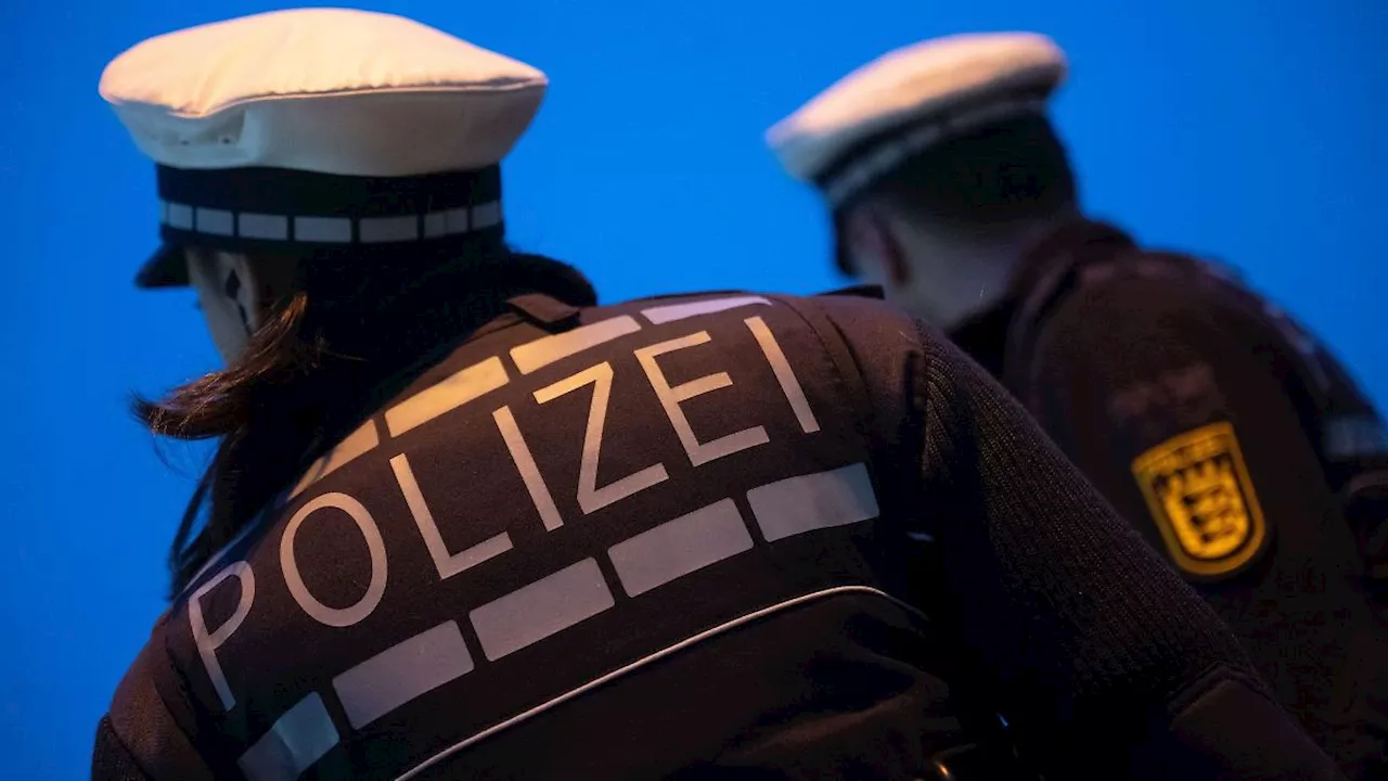 Baden-Württemberg: Polizei ermittelt wegen rassistischer Gesänge