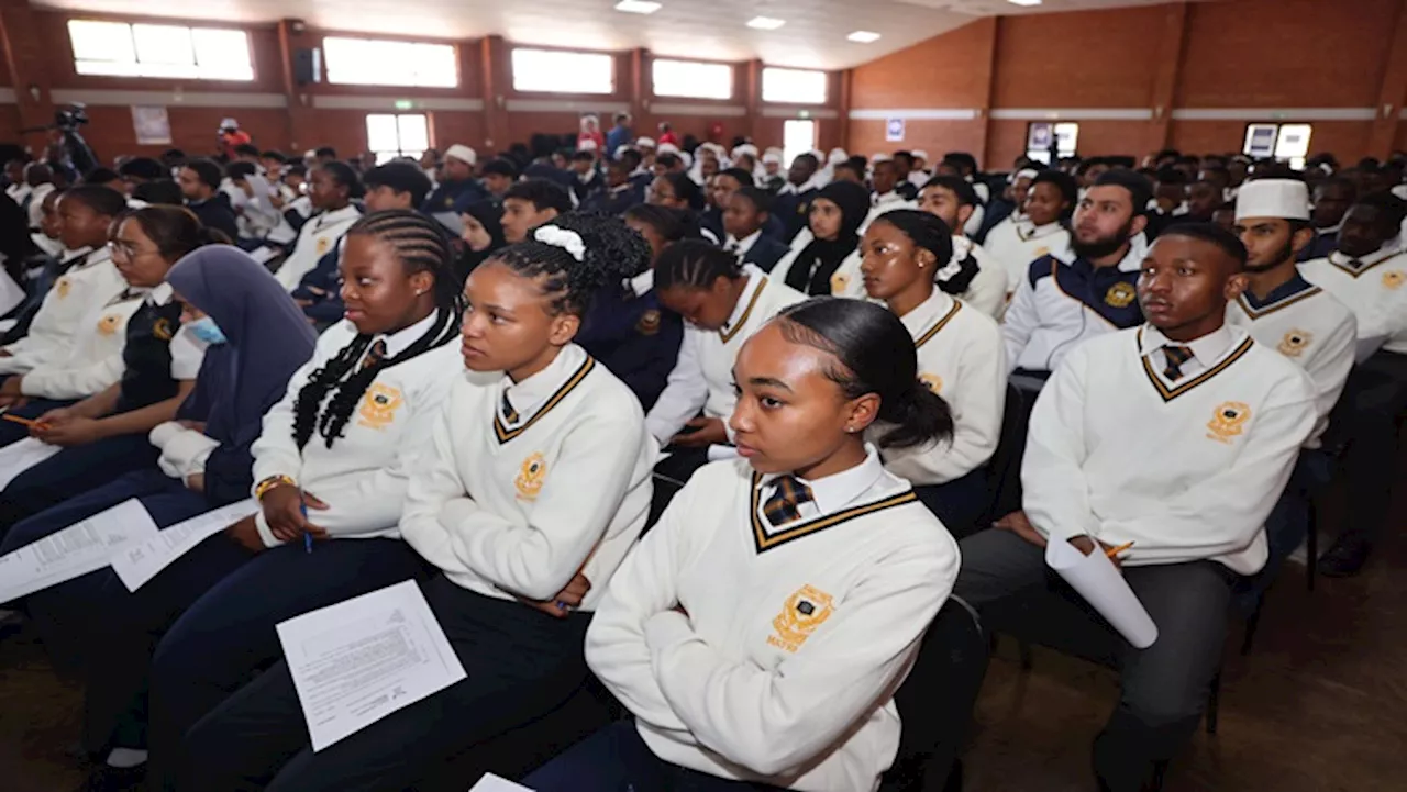 Gauteng matriculants pledge not to cheat during exams - SABC News - Breaking news, special reports, world,