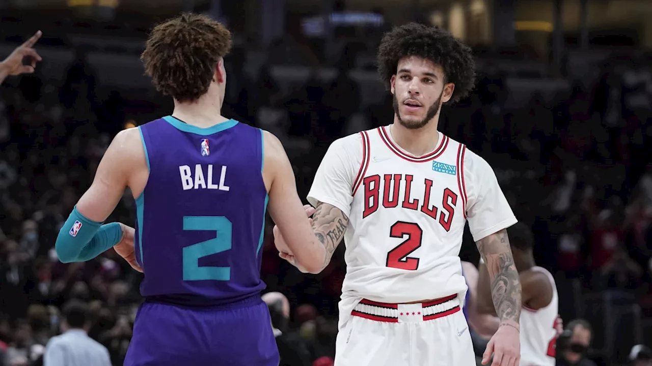 LaMelo Ball Reacts to Lonzo Ball's Uplifting Return