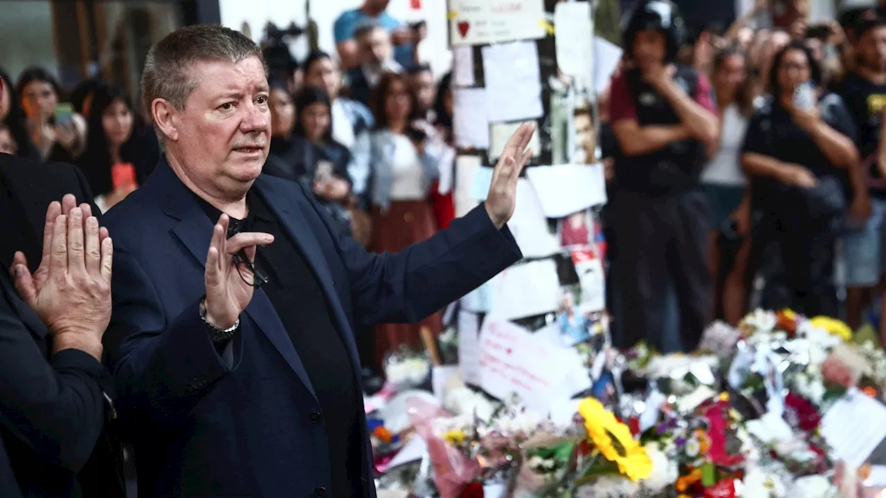 Liam Payne's father reads tributes outside Argentinian hotel where One Direction star died