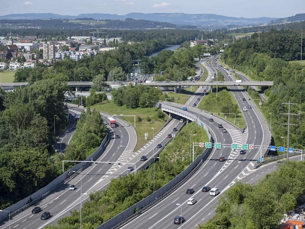 Eine knappe Mehrheit ist für den Ausbau der Autobahnen