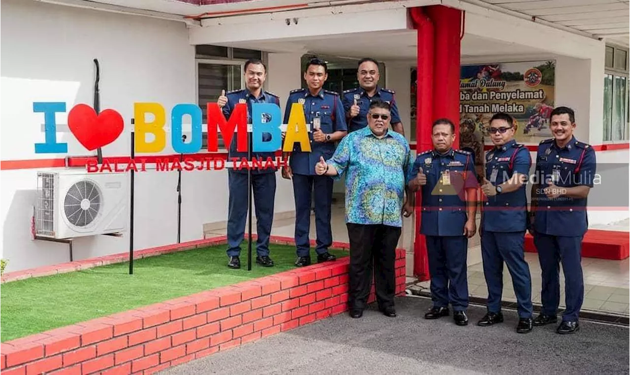 Setiap balai bomba di Melaka terima seunit chainsaw