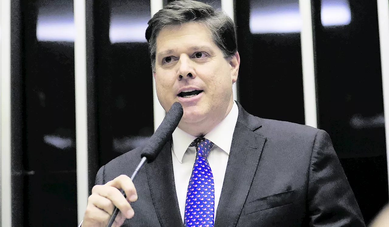 Câmara aprova texto que dá a prefeitos poder de fiscalização sobre elétricas