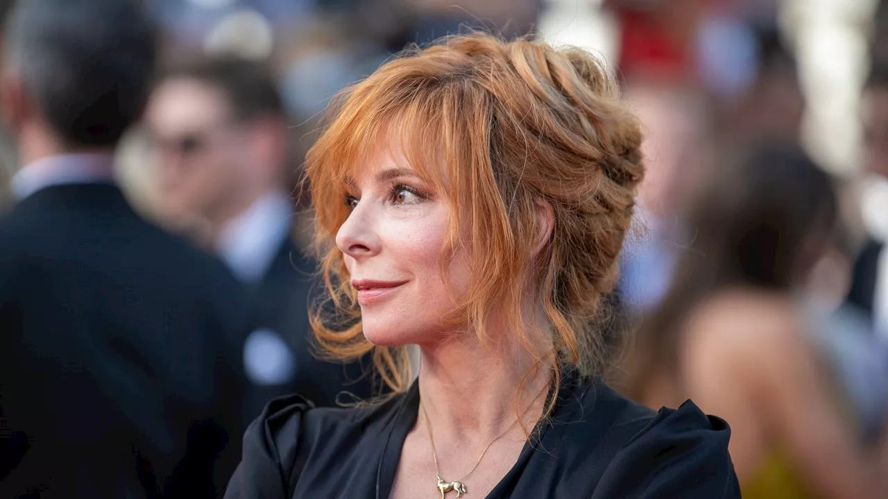 Mylène Farmer incarnera la voix d'une IA dans le prochain film de Yann Gozlan