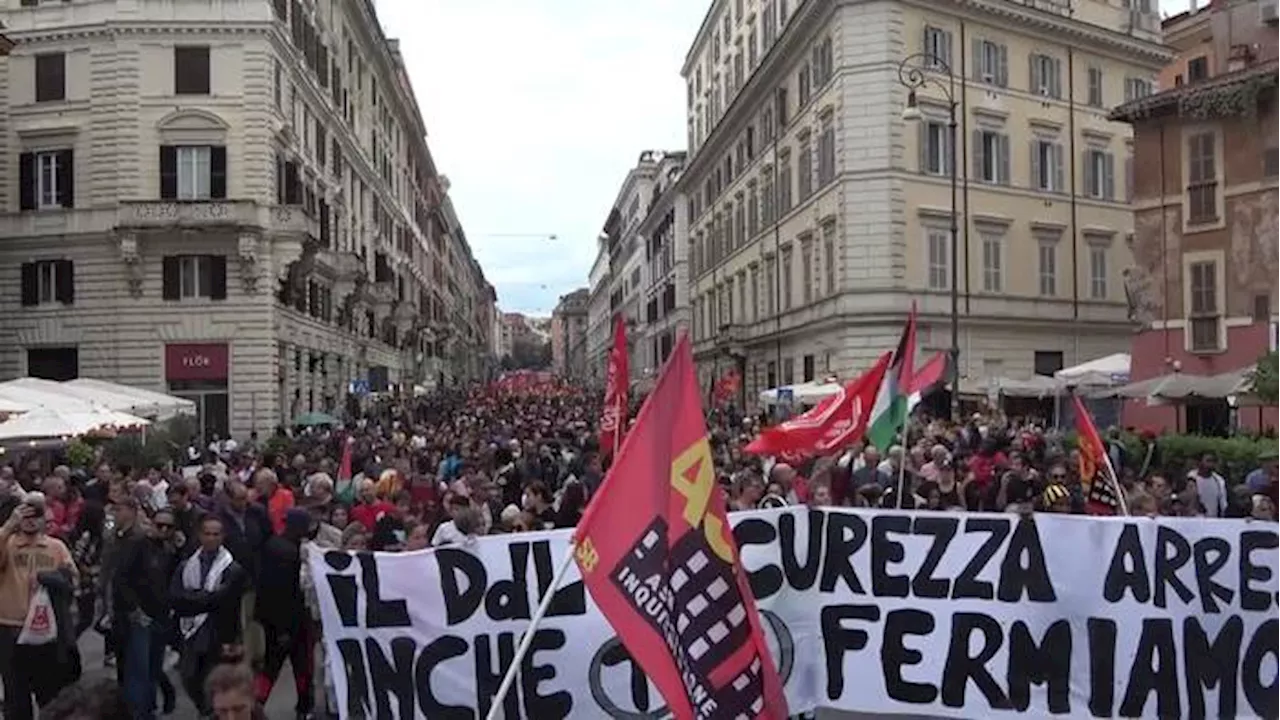 Ddl sicurezza, piu' di 7mila in corteo a Roma per dire 'No' alla riforma