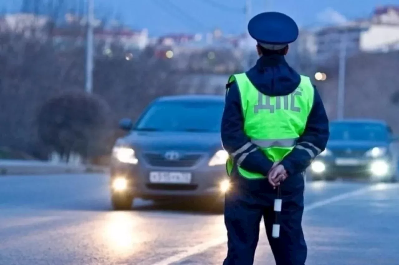 В Орле задержаны инспекторы ДПС по подозрению в краже денег у пьяного водителя