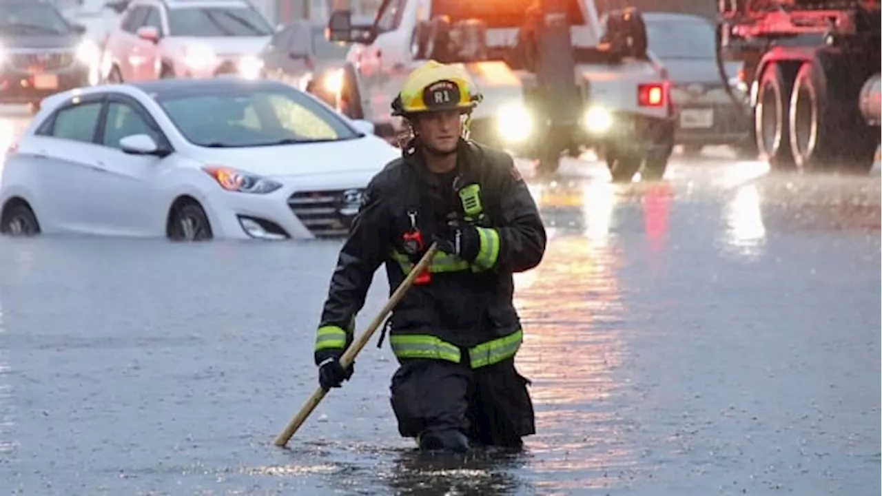 B.C. sees power outages, flooded roads as atmospheric river hits