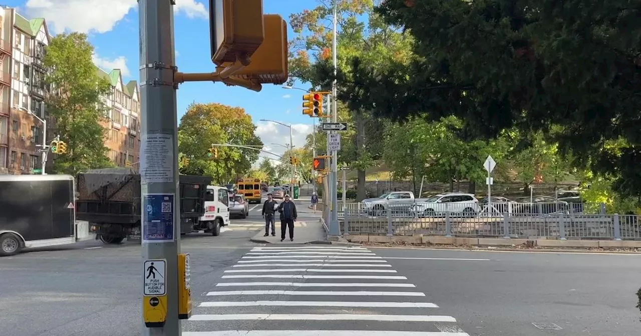 Queens residents call on city to improve Union Turnpike intersection, alleging unsafe conditions