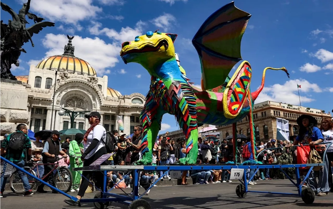 FOTOS: Monumentales alebrijes invaden la Ciudad de México