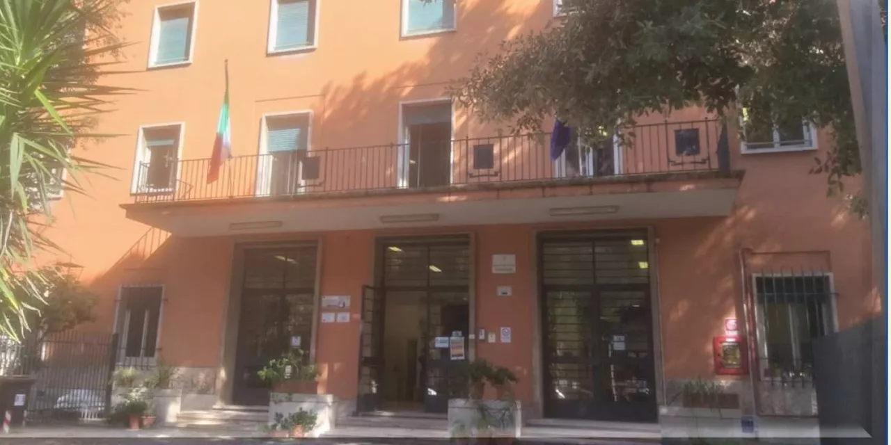 Nuovo incendio al Liceo Gullace di Roma, la scuola diventa inagibile