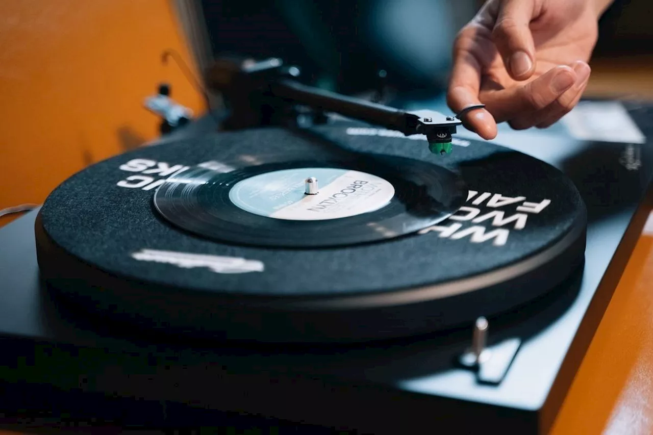 Gadhouse Mathis Vinyl Turntable Brings New Tech To A Classic Format