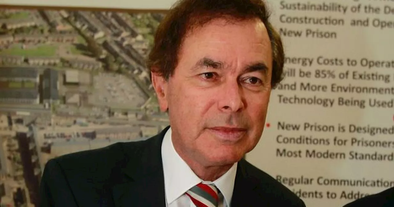 Alan Shatter slates Taoiseach Simon Harris for talking in 'TikTok sound bites'