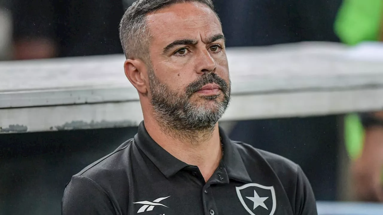 Artur Jorge assume responsabilidade pelo empate do Botafogo com o Criciúma