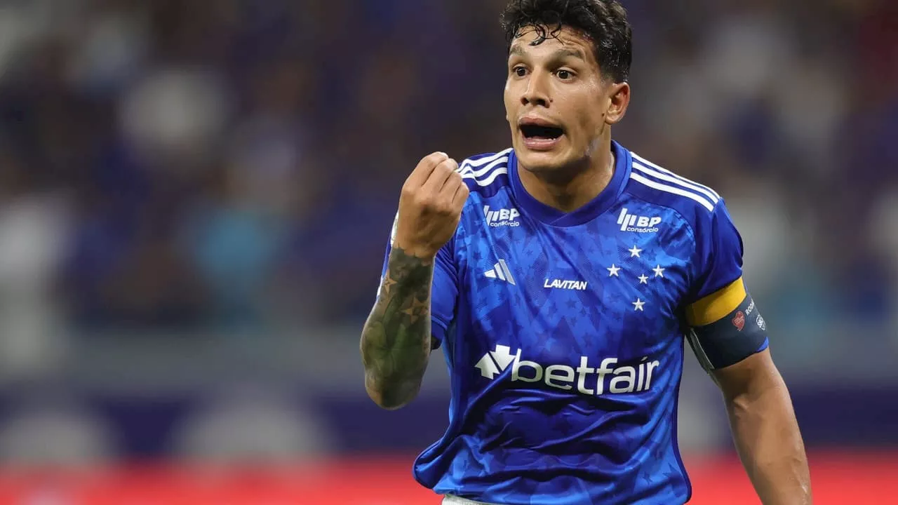 Romero defende Diniz após empate do Cruzeiro