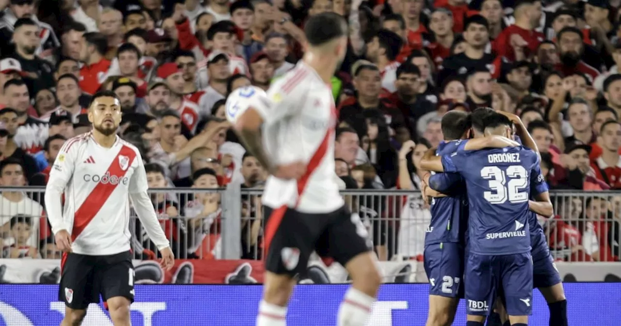 En el Monumental, River iguala 1-1 ante Vélez en la Liga Profesional