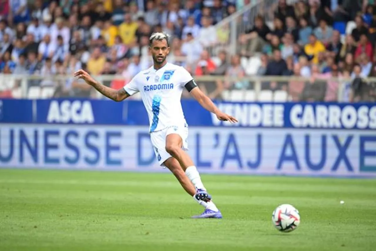 Guéri pendant la trêve, Jubal à la rescousse de la défense d'Auxerre face à Reims