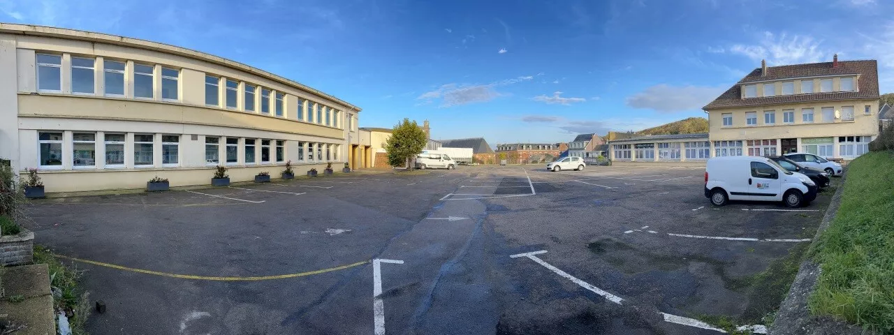 L'ancienne école d'Ault va être rasée pour construire une soixantaine de logements