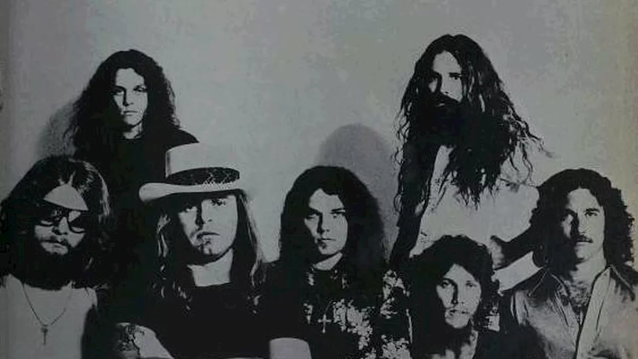 20 Oktober 1977: Kecelakaan Pesawat Band Rock Tenar Lynyrd Skynyrd, 3 Personelnya Tewas