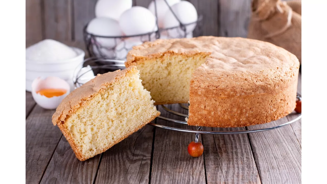 Miss Manners: Luncheon co-host is scolded for tempting guests with homemade orange sponge cake