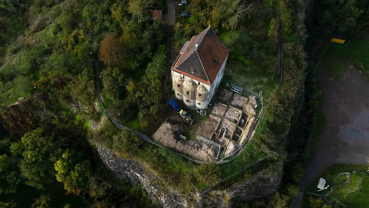 Sachsen-Anhalt: Weitere Gebäude der ehemaligen Burg Landsberg entdeckt