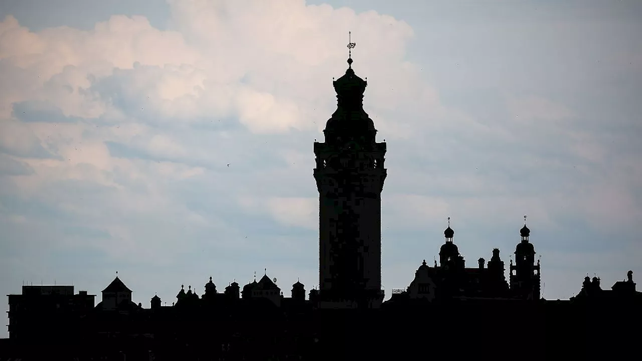 Sachsen: Protest gegen geplante Bebauung des Jahrtausendfelds