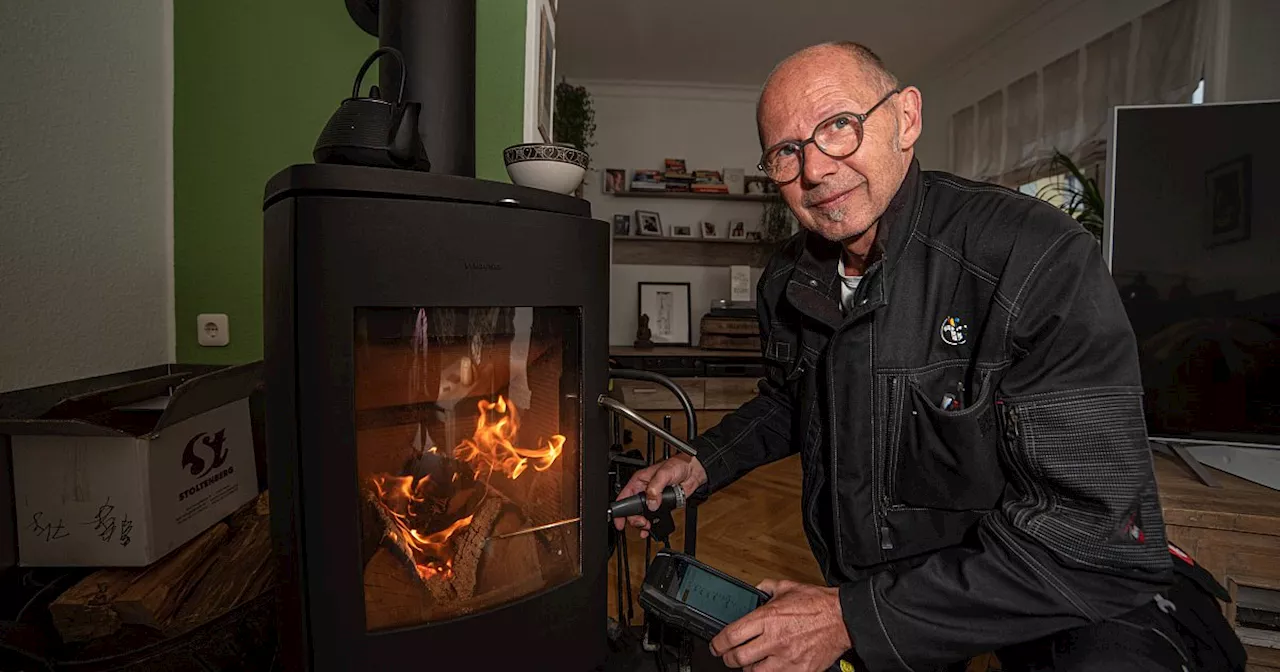 800 Anlagen betroffen: Bielefeldern droht Betriebsverbot für ihre Kaminöfen