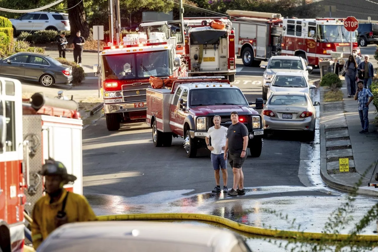 Crews halt fast-moving brush fire that burned 2 Oakland homes, forced 500 evacuations