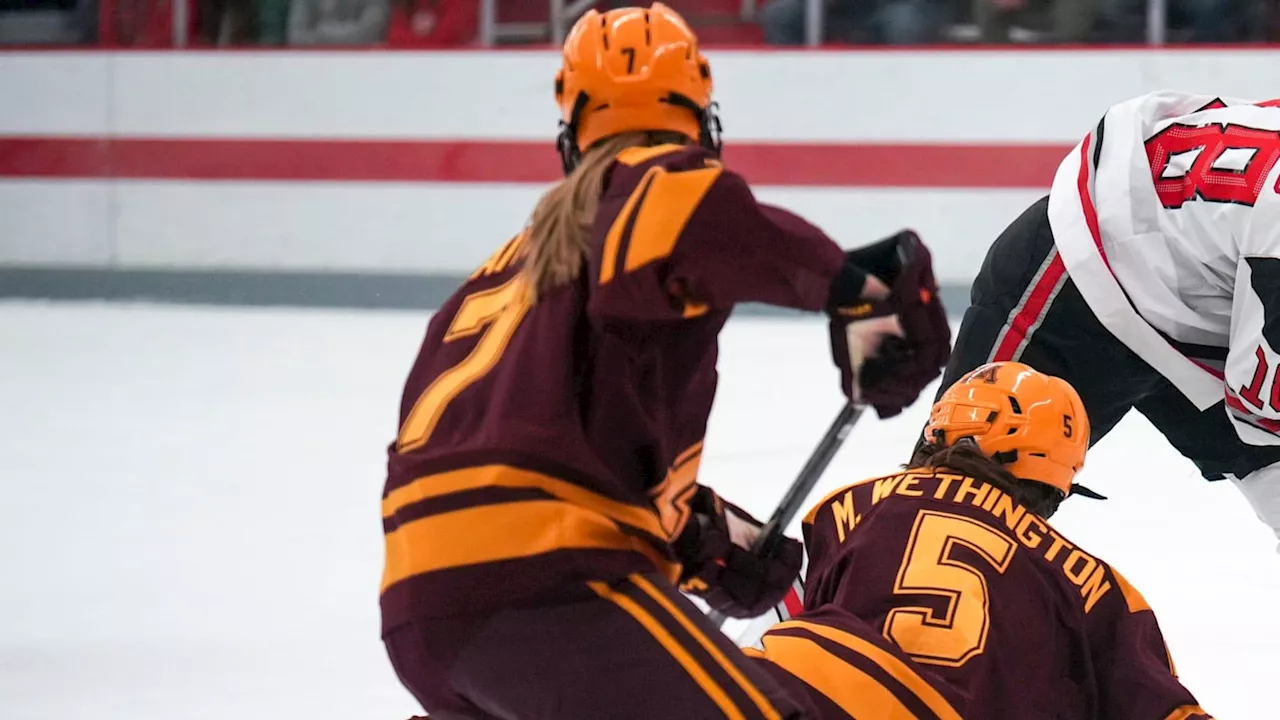 Gophers women's hockey opens series against No. 1 Wisconsin with blowout loss