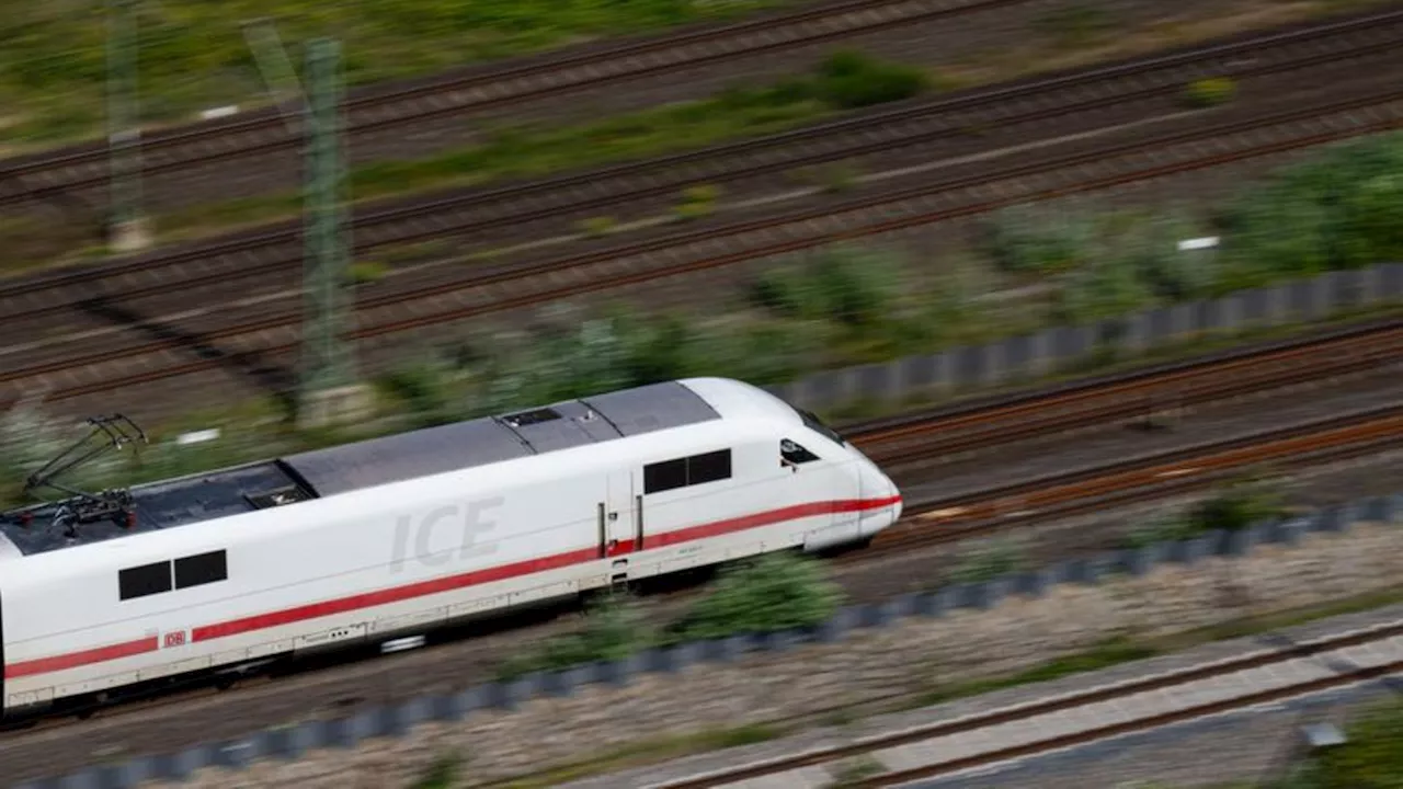 Deutsche Bahn: Züge der Bahn fahren wieder etwas öfter pünktlich