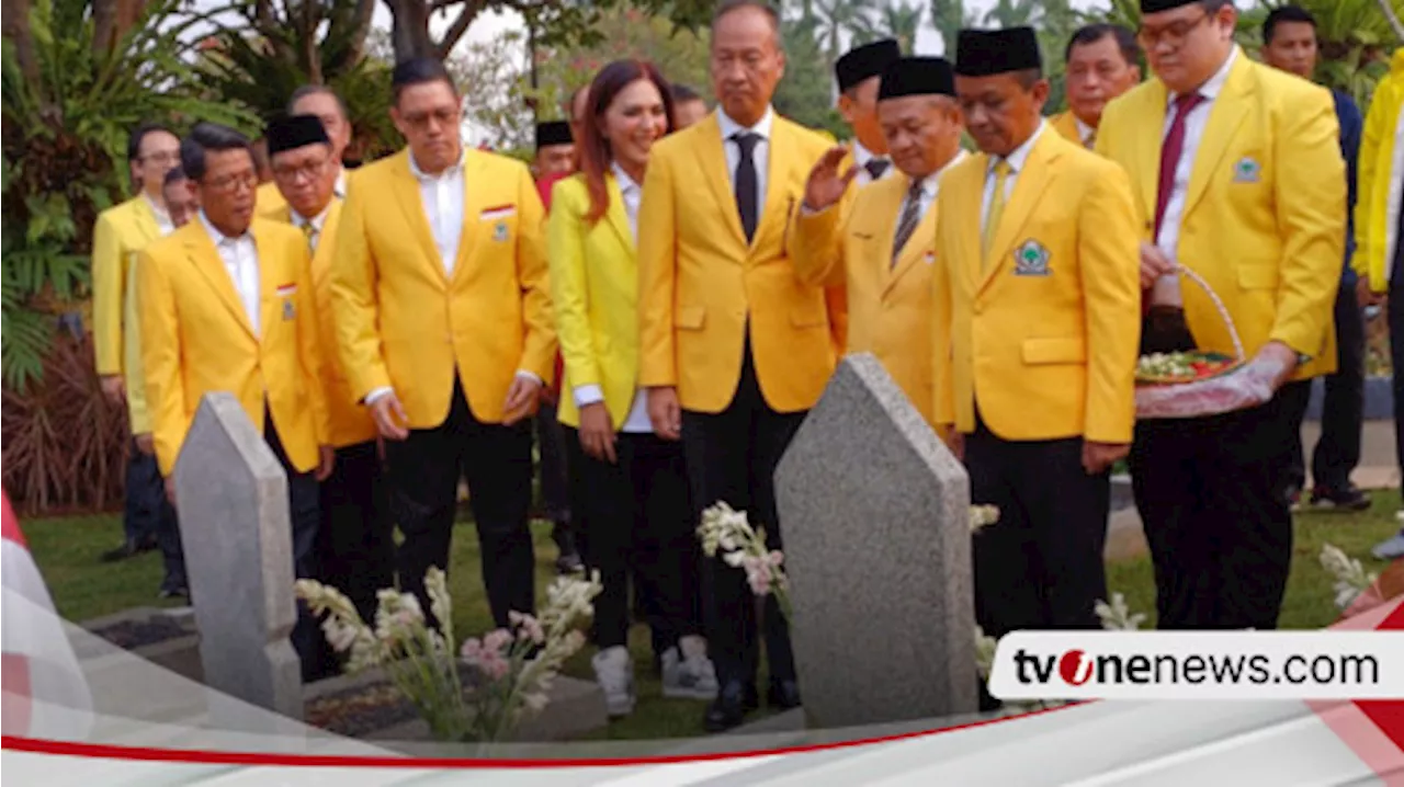 HUT ke-60 Golkar, Bahlil dan Para Petinggi Partai Ziarah Ke Taman Makam Pahlawan Kalibata