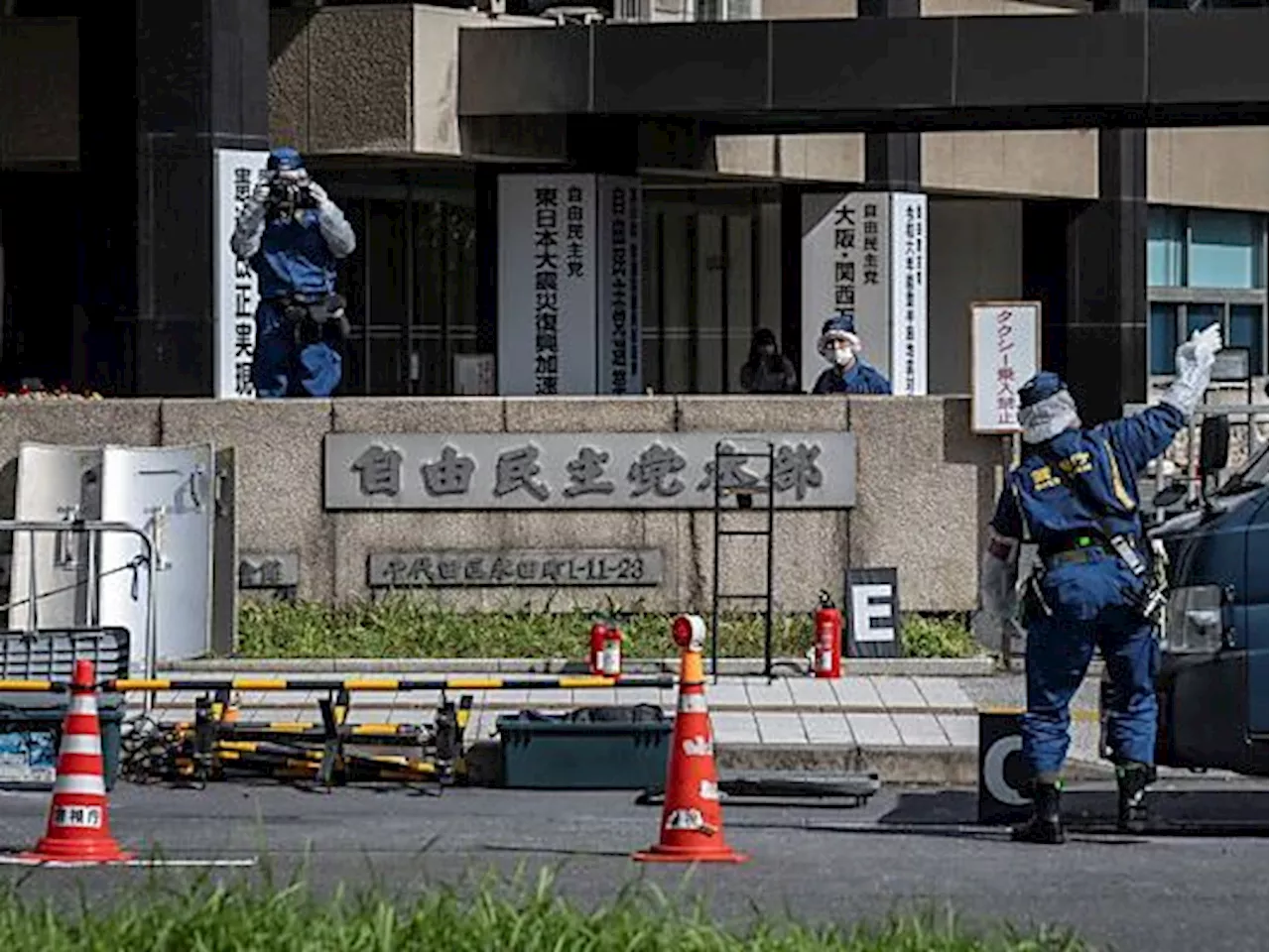 Anschlag auf Zentrale von japanischer Regierungspartei