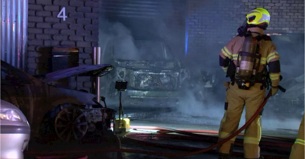 Arsonists on the run after torching Melbourne car yard