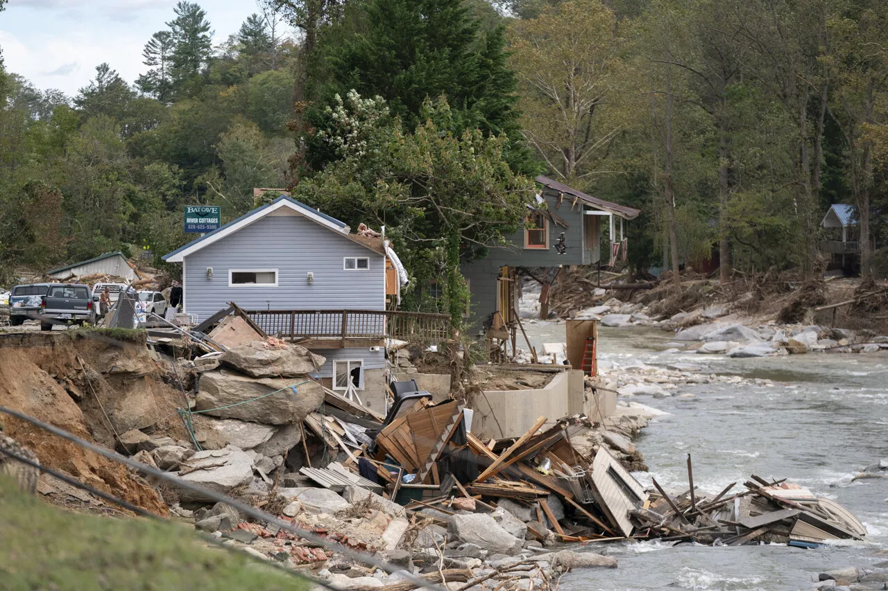 Ouragan Hélène aux États-Unis : au moins 155 morts et 600 personnes portées disparues