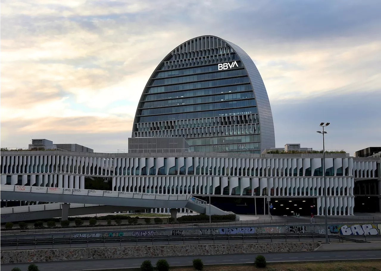 Tímida subida del Sabadell en Bolsa tras la actualización de la opa del BBVA