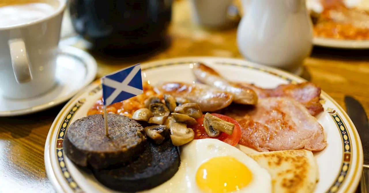 Scots praise 'legendary' Edinburgh café offering full Scottish breakfast for £7