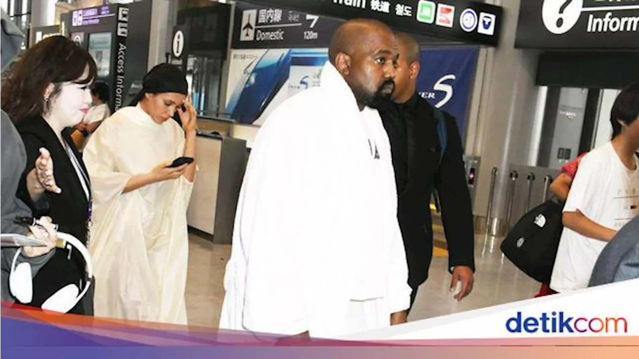 Wow! Jerami yang Diinjak Kanye West saat Konser Laku Rp 651 Ribu/Ikat