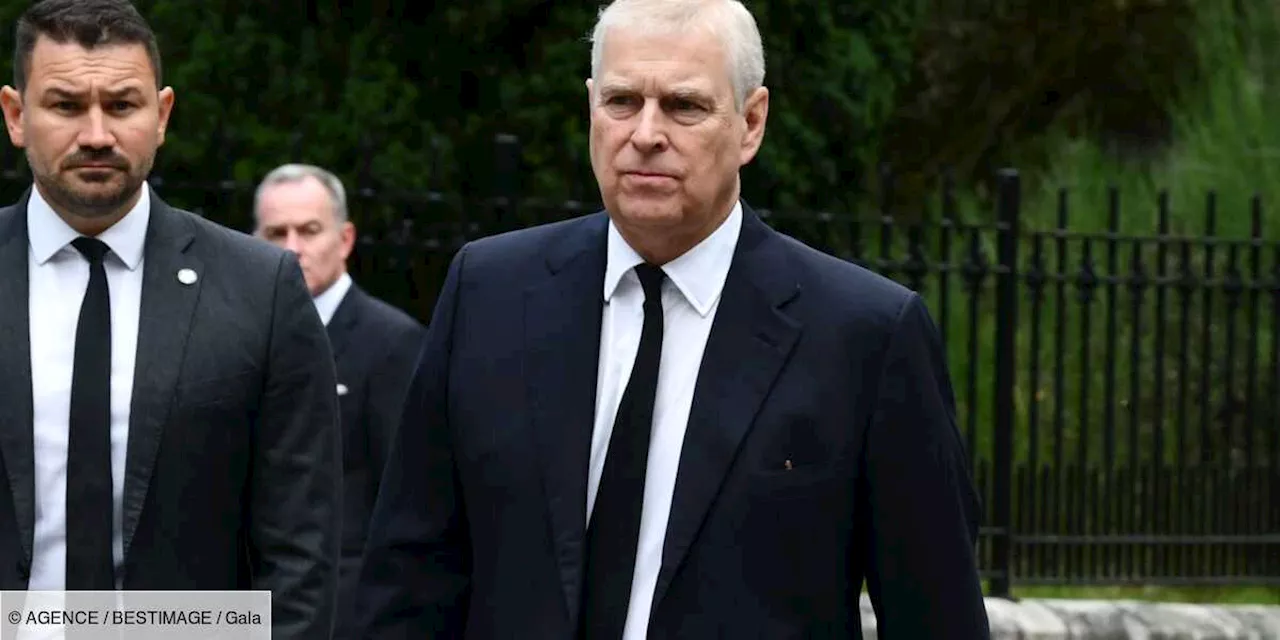 Le prince Andrew au ban de la famille royale : même sa fille Beatrice le délaisse !