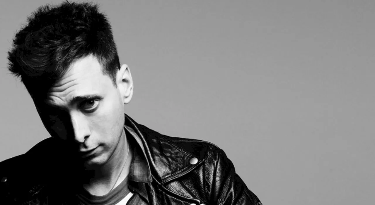 Hedi Slimane lascia Celine, dove andà ora? Le voci su Chanel e l'ultima collezione che diventa un caso