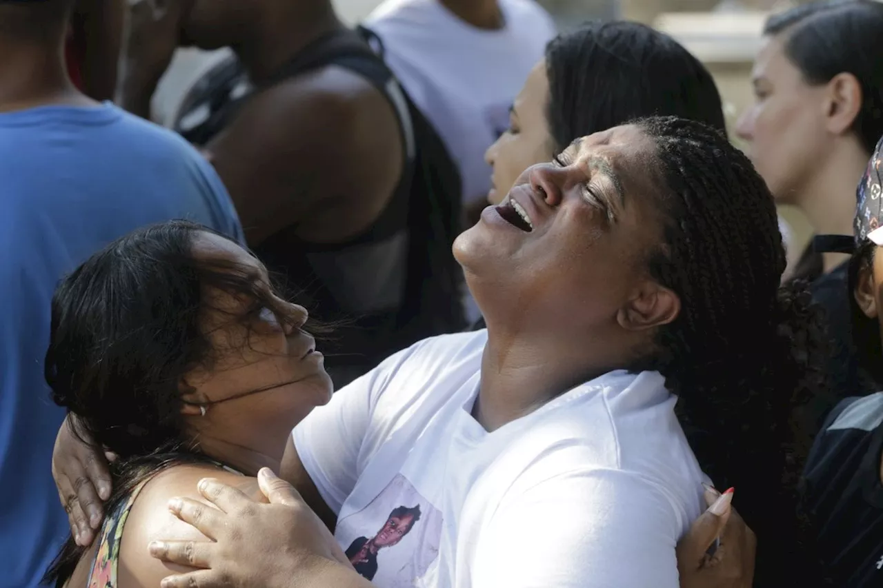 Corpo de menino envenenado é enterrado sob protesto e comoção: 'Levaram nosso menino'