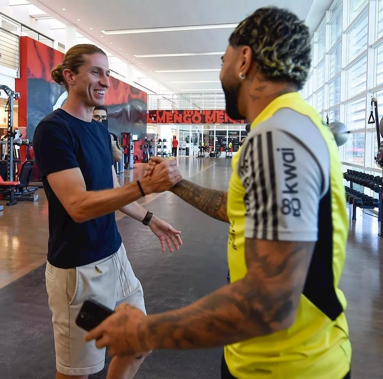 Filipe Luís surge como última esperança de Gabigol para evitar fim melancólico no Flamengo