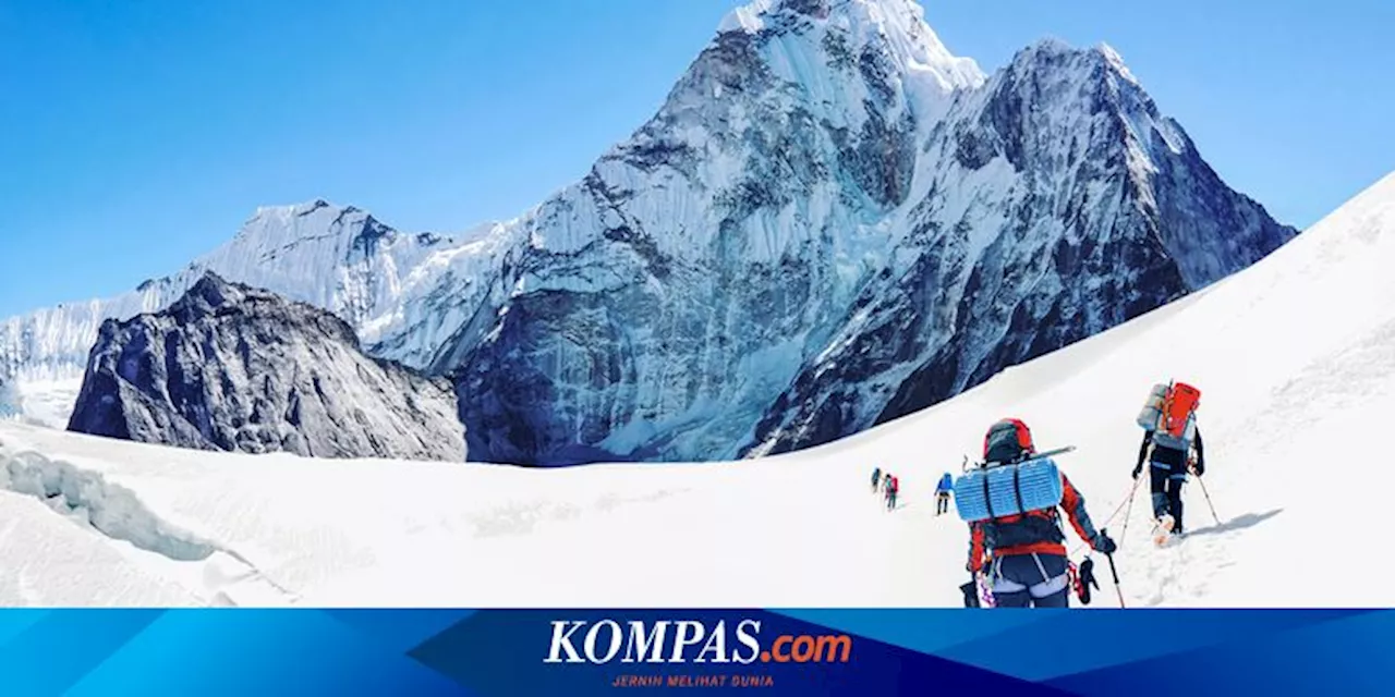 Gunung Everest Alami Pertumbuhan Tidak Normal, Ilmuwan Ungkap Penyebabnya