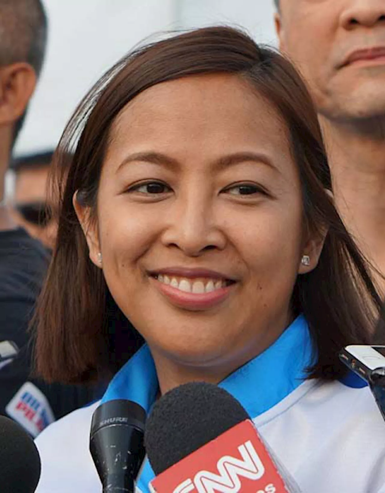 Mayor Binay biggest gainer in Pulse Asia, SWS surveys